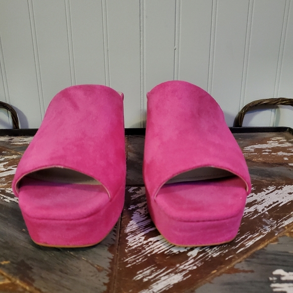 Elyse Sandals Charles David Fuschia Barbie Pink Platform Heels Block Heels Hot - Picture 4 of 13